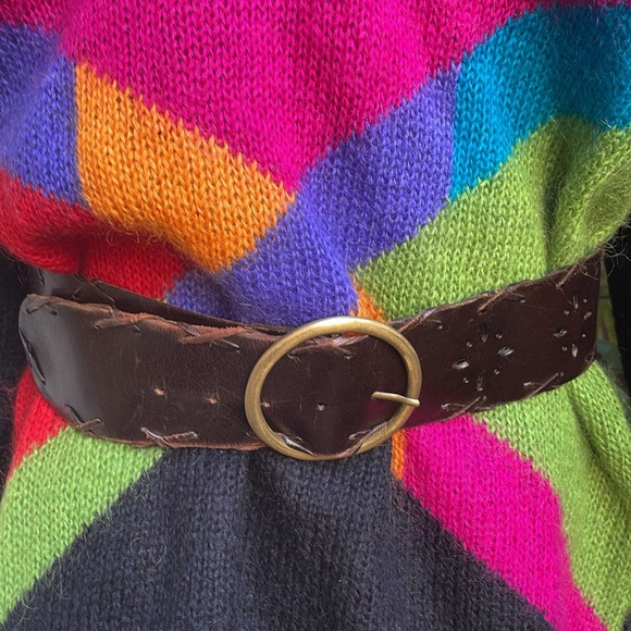 Vintage dark brown leather belt